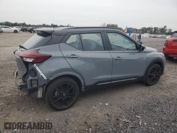 2023 Nissan Kicks SR с VIN 3N1CP5DV4PL501761, выставлен на аукционе Copart как лот 83784365 с пробегом 60 460 миль миль и Списание • Salvage title. История ставок и продаж доступна на DreamBid. Изображение 3.
