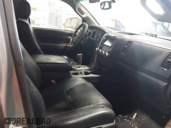 2013 Toyota Tundra Limited with VIN 5TFHW5F12DX289443, listed as a IAAI auction lot 42989623 with 195,739 mi miles and . Bid and sale history available at DreamBid. Image 5.