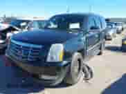 2009 Cadillac Escalade with VIN 1GYFC132X9R265628, listed as a IAAI auction lot 41230193 with 162,141 mi miles and . Bid and sale history available at DreamBid. Image 2.