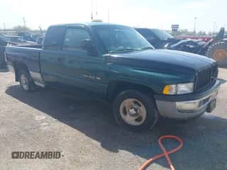 1998 Dodge 1500 with VIN 3B7HC12Y9WG186001, listed as a IAAI auction lot 42025581 with 177,582 mi miles and . Bid and sale history available at DreamBid. Image 1.