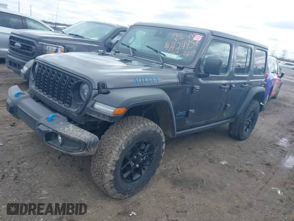 2024 Jeep Wrangler Sport S with VIN 1C4RJXN67RW215606, listed as a IAAI auction lot 41737708 with 8,863 mi miles and . Bid and sale history available at DreamBid. Image 17.