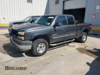 2003 Chevrolet Silverado 2500HD LS with VIN 1GCHC29U93E257676, listed as a Copart auction lot 52168575 with Not provided miles and Salvage title. Bid and sale history available at DreamBid. Image 1.