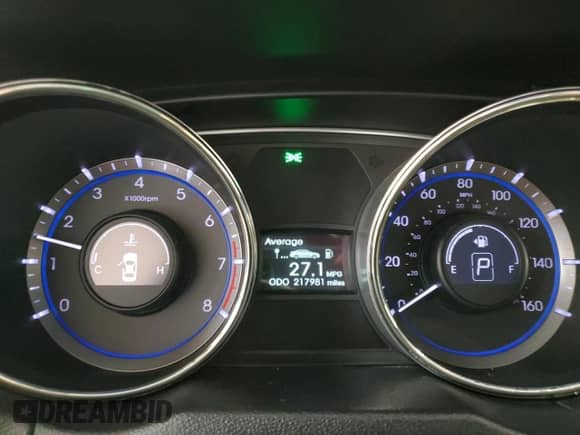 2011 Hyundai Sonata SE z VIN 5NPEC4AC4BH281190, wystawiony jako Copart lot #81102405 z przebiegiem 217 981 mil mil oraz Szkoda całkowita • Salvage title. Historia ofert i sprzedaży dostępna na DreamBid. Obrazek 9.