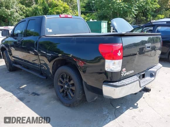 2012 Toyota Tundra z VIN 5TFRU5F18CX026186, wystawiony jako IAAI lot #42414319 z przebiegiem 216 128 mil mil oraz . Historia ofert i sprzedaży dostępna na DreamBid. Obrazek 3.
