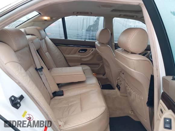 2001 BMW 7 Series 740i with VIN WBAGG83401DN88271, listed as a IAAI auction lot 42429968 with 183,537 mi miles and . Bid and sale history available at DreamBid. Image 8.