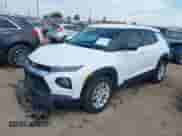 2021 Chevrolet TrailBlazer LS z VIN KL79MMS23MB044938, wystawiony jako IAAI lot #42874024 z przebiegiem 64 406 mil mil oraz . Historia ofert i sprzedaży dostępna na DreamBid. Obrazek 18.