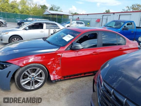 2016 BMW 3 Series 320i with VIN WBA8A9C5XGK615775, listed as a IAAI auction lot 43330037 with 88,860 mi miles and . Bid and sale history available at DreamBid. Image 14.