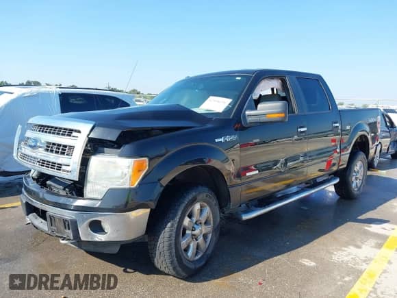 2013 Ford F-150 XL с VIN 1FTFW1ET5DKD64555, выставлен на аукционе IAAI как лот 42898698 с пробегом 275 474 миль миль и . История ставок и продаж доступна на DreamBid. Изображение 2.