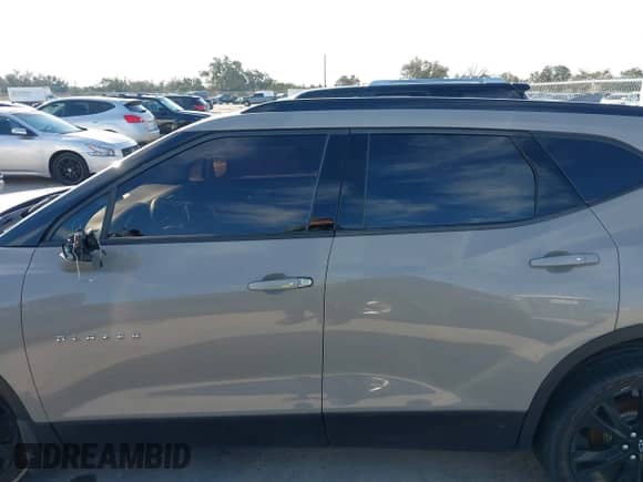 2021 Chevrolet Blazer LT с VIN 3GNKBHRS7MS530705, выставлен на аукционе IAAI как лот 41669526 с пробегом 43 943 миль миль и . История ставок и продаж доступна на DreamBid. Изображение 14.