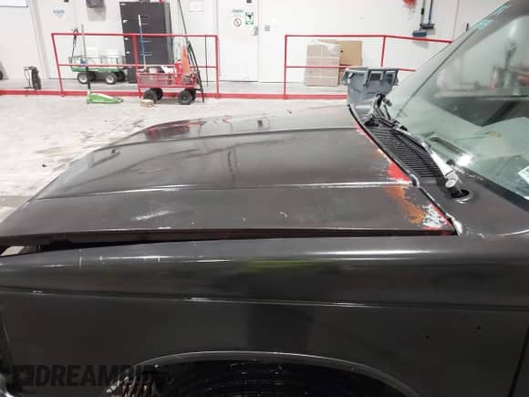 1993 Chevrolet Blazer LS с VIN 1GNCT18W9P0137328, выставлен на аукционе IAAI как лот 41573131 с пробегом Не указан миль и . История ставок и продаж доступна на DreamBid. Изображение 6.