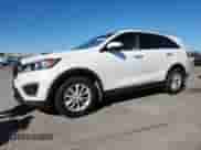 2016 Kia Sorento LX with VIN 5XYPG4A38GG181993, listed as a Copart auction lot 82664835 with 138,892 mi miles and Clean title. Bid and sale history available at DreamBid. Image 1.