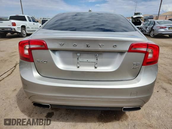 2016 Volvo S60 T5 Premier с VIN YV1612TK5G1399275, выставлен на аукционе Copart как лот 71801215 с пробегом 123 901 миль миль и Списание • Salvage title. История ставок и продаж доступна на DreamBid. Изображение 6.
