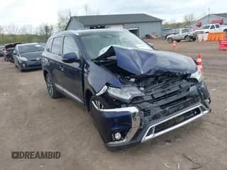 2020 Mitsubishi Outlander ES с VIN JA4AZ3A35LZ013454, выставлен на аукционе IAAI как лот 42125049 с пробегом 42 024 миль миль и . История ставок и продаж доступна на DreamBid. Изображение 1.