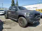2023 Ram 1500 TRX z VIN 1C6SRFU90PN558994, wystawiony jako Copart lot #55171725 z przebiegiem 17 350 mil mil oraz Szkoda całkowita • Salvage title. Historia ofert i sprzedaży dostępna na DreamBid. Obrazek 4.
