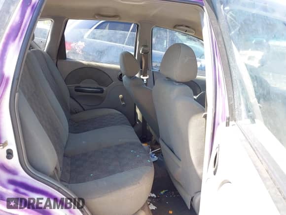 2005 Chevrolet Aveo LS с VIN KL1TD62635B301905, выставлен на аукционе IAAI как лот 43237469 с пробегом 128 054 миль миль и . История ставок и продаж доступна на DreamBid. Изображение 8.