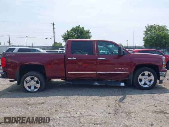 2014 Chevrolet Silverado 1500 LTZ z VIN 3GCUKSEJ0EG279669, wystawiony jako IAAI lot #42392561 z przebiegiem 77 128 mil mil oraz . Historia ofert i sprzedaży dostępna na DreamBid. Obrazek 12.