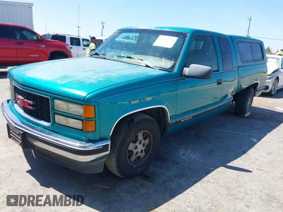1995 GMC Sierra 1500 z VIN 2GTEC19K7S1506164, wystawiony jako IAAI lot #42595774 z przebiegiem 202 675 mil mil oraz . Historia ofert i sprzedaży dostępna na DreamBid. Obrazek 17.