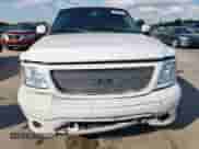 2002 Ford F-150 XLT с VIN 1FTRW07L02KC24950, выставлен на аукционе Copart как лот 85846165 с пробегом 208 028 миль миль и Списание • Salvage title. История ставок и продаж доступна на DreamBid. Изображение 5.