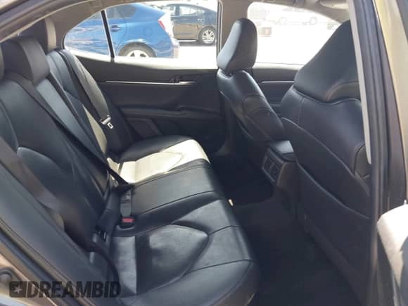 2021 Toyota Camry Hybrid XLE with VIN 4T1F31AK9MU560049, listed as a IAAI auction lot 42211169 with 182,185 mi miles and . Bid and sale history available at DreamBid. Image 8.