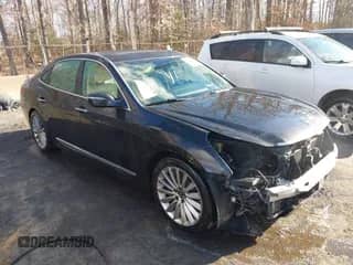 2015 Hyundai Equus Signature z VIN KMHGH4JHXFU095828, wystawiony jako IAAI lot #41577881 z przebiegiem 173 663 mil mil oraz . Historia ofert i sprzedaży dostępna na DreamBid. Obrazek 1.