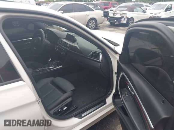 2018 BMW 3 Series 330i with VIN WBA8B9G50JNU96924, listed as a IAAI auction lot 42963089 with 146,217 mi miles and . Bid and sale history available at DreamBid. Image 5.