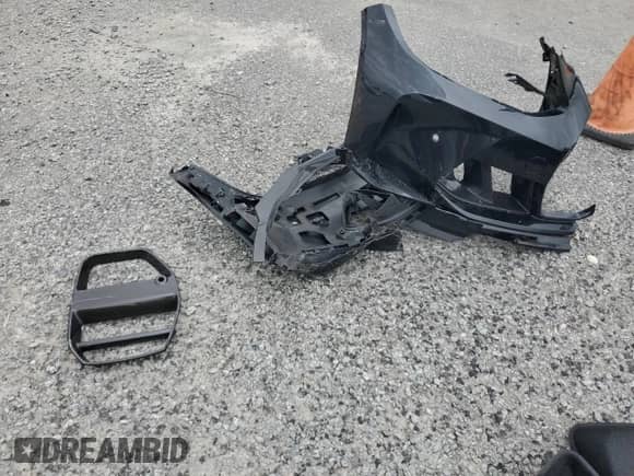 2023 BMW M3 Competition xDrive z VIN WBS43AY09PFP52976, wystawiony jako Copart lot #64076215 z przebiegiem 61 257 mil mil oraz Szkoda całkowita • Salvage title. Historia ofert i sprzedaży dostępna na DreamBid. Obrazek 12.