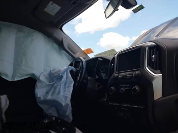 2020 Chevrolet Silverado 1500 LT with VIN 3GCUYDED2LG109380, listed as a IAAI auction lot 43320453 with Not provided miles and . Bid and sale history available at DreamBid. Image 7.