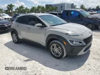 2022 Hyundai Kona SE с VIN KM8K22AB7NU821459, выставлен на аукционе Copart как лот 60197995 с пробегом 32 685 миль миль и Списание • Salvage title. История ставок и продаж доступна на DreamBid. Изображение 4.