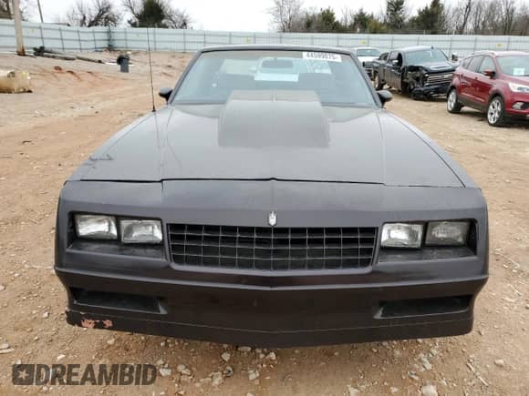 1985 Chevrolet Monte Carlo Sport SS с VIN 1G1GZ37G2FR216146, выставлен на аукционе Copart как лот 44599075 с пробегом 98 095 миль миль и Чистый • Clean title. История ставок и продаж доступна на DreamBid. Изображение 5.
