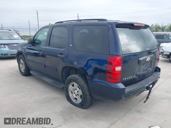 2009 Chevrolet Tahoe LS с VIN 1GNEC13359R213910, выставлен на аукционе IAAI как лот 40803665 с пробегом 201 930 миль миль и . История ставок и продаж доступна на DreamBid. Изображение 3.