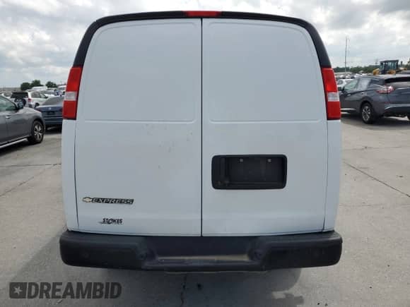 2022 Chevrolet Express Cargo с VIN 1GCWGAFP1N1174516, выставлен на аукционе Copart как лот 47269375 с пробегом 48 290 миль миль и Списание • Salvage title. История ставок и продаж доступна на DreamBid. Изображение 6.