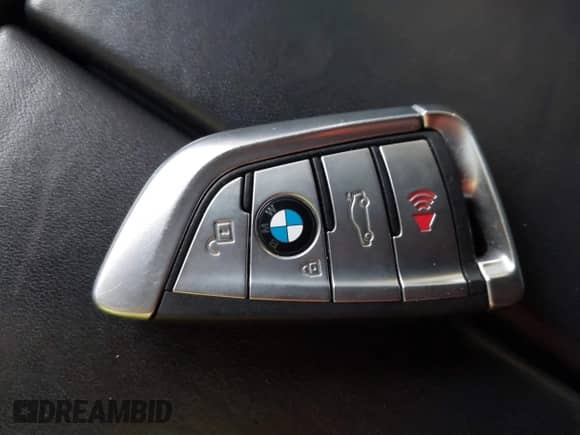 2022 BMW 7 Series 750i xDrive with VIN WBA7U2C02NCG79415, listed as a IAAI auction lot 41394743 with 31,839 mi miles and . Bid and sale history available at DreamBid. Image 11.