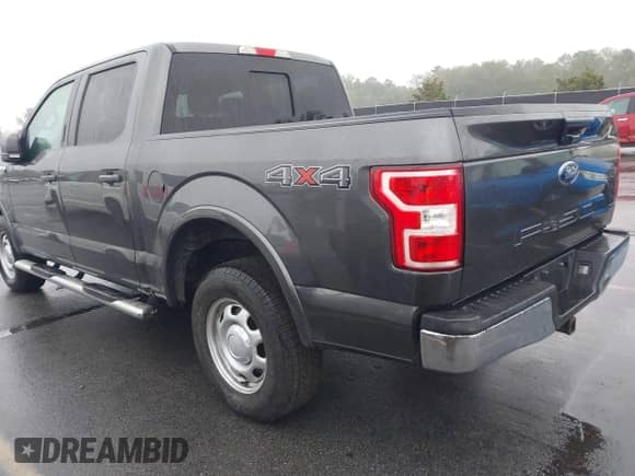 2018 Ford F-150 XL z VIN 1FTEW1E58JFA64123, wystawiony jako IAAI lot #43302719 z przebiegiem 131 849 mil mil oraz . Historia ofert i sprzedaży dostępna na DreamBid. Obrazek 3.