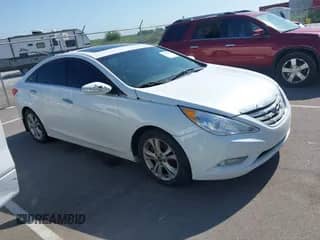 2011 Hyundai Sonata Limited z VIN 5NPEC4AC8BH298042, wystawiony jako IAAI lot #42627714 z przebiegiem 236 805 mil mil oraz . Historia ofert i sprzedaży dostępna na DreamBid. Obrazek 1.