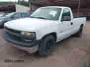 2000 Chevrolet Silverado 1500 с VIN 1GCEC14W3YE186147, выставлен на аукционе IAAI как лот 42468140 с пробегом 179 793 миль миль и . История ставок и продаж доступна на DreamBid. Изображение 2.