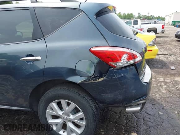 2014 Nissan Murano LE with VIN JN8AZ1MW9EW500956, listed as a IAAI auction lot 42234113 with 137,266 mi miles and . Bid and sale history available at DreamBid. Image 6.