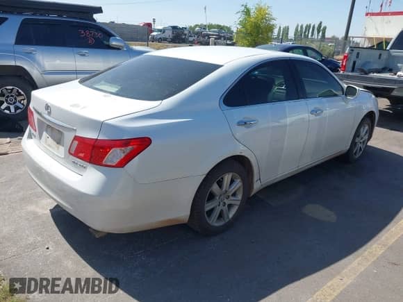 2007 Lexus ES 330 with VIN JTHBJ46G372133284, listed as a IAAI auction lot 43246202 with 123,597 mi miles and . Bid and sale history available at DreamBid. Image 4.