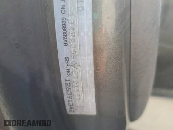 2006 Jeep Wrangler SE z VIN 1J4FA29S06P701557, wystawiony jako Copart lot #68312385 z przebiegiem 117 383 mil mil oraz Szkoda całkowita • Salvage title. Historia ofert i sprzedaży dostępna na DreamBid. Obrazek 12.