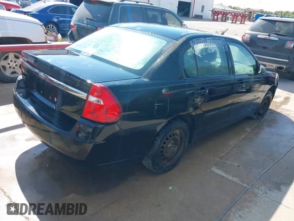 2005 Chevrolet Malibu с VIN 1G1ZS52F15F175774, выставлен на аукционе IAAI как лот 43369726 с пробегом 247 424 миль миль и . История ставок и продаж доступна на DreamBid. Изображение 4.