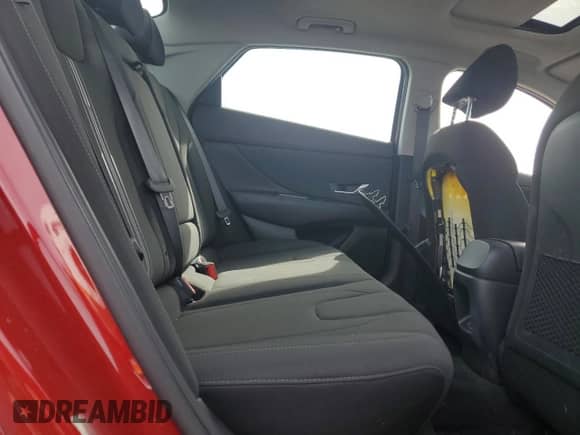 2024 Hyundai Elantra SEL с VIN KMHLS4DG9RU812100, выставлен на аукционе Copart как лот 84228325 с пробегом 17 089 миль миль и Списание • Salvage title. История ставок и продаж доступна на DreamBid. Изображение 10.