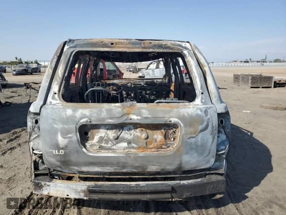 2006 Honda Pilot EX-L z VIN 5FNYF28536B014417, wystawiony jako Copart lot #71787545 z przebiegiem Nie podano mil oraz Nie do naprawy • Non repairable. Historia ofert i sprzedaży dostępna na DreamBid. Obrazek 6.