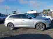 2017 Audi Q7 Premium Plus with VIN WA1LAAF75HD016455, listed as a IAAI auction lot 43221338 with 112,401 mi miles and . Bid and sale history available at DreamBid. Image 13.