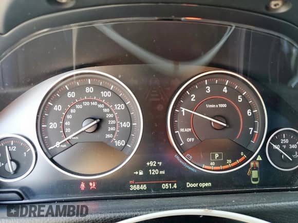 2019 BMW 4 Series 430i with VIN WBA4W3C54KAF92654, listed as a Copart auction lot 84397725 with 36,846 mi miles and Salvage title. Bid and sale history available at DreamBid. Image 9.