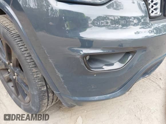 2017 Jeep Grand Cherokee Altitude with VIN 1C4RJFAG6HC922205, listed as a IAAI auction lot 42905591 with 84,660 mi miles and . Bid and sale history available at DreamBid. Image 6.