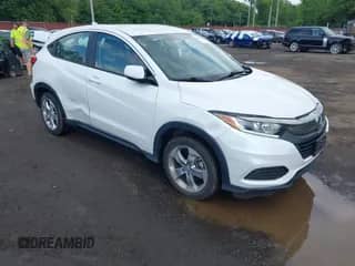 2021 Honda HR-V LX с VIN 3CZRU6H33MM713890, выставлен на аукционе IAAI как лот 42378619 с пробегом 40 410 миль миль и . История ставок и продаж доступна на DreamBid. Изображение 1.