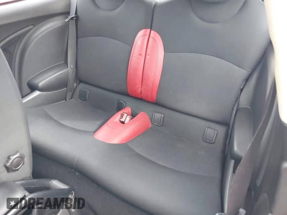 2012 MINI Hardtop with VIN WMWSU3C52CT542027, listed as a IAAI auction lot 42572780 with 122,496 mi miles and . Bid and sale history available at DreamBid. Image 8.