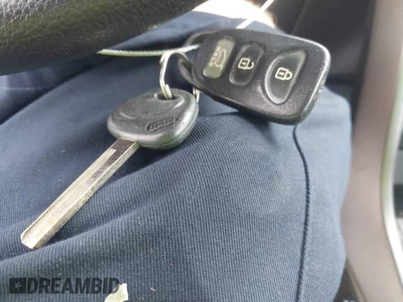 2014 Hyundai Elantra with VIN KMHD35LH3EU171408, listed as a IAAI auction lot 43058886 with 178,111 mi miles and . Bid and sale history available at DreamBid. Image 11.