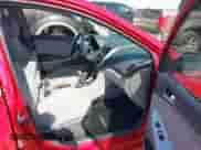 2014 Hyundai Accent GS с VIN KMHCT5AE4EU192692, выставлен на аукционе IAAI как лот 42757516 с пробегом 180 185 миль миль и . История ставок и продаж доступна на DreamBid. Изображение 5.