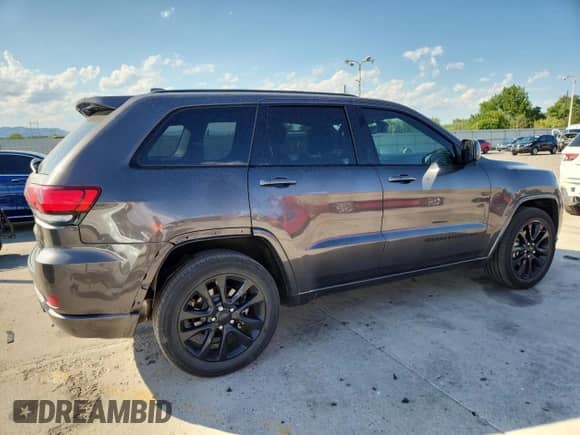 2019 Jeep Grand Cherokee Altitude with VIN 1C4RJEAGXKC710733, listed as a Copart auction lot 69286835 with 53,204 mi miles and Salvage title. Bid and sale history available at DreamBid. Image 3.