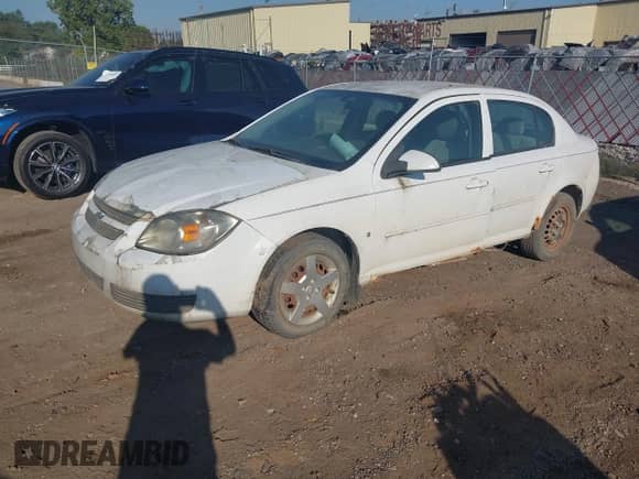 2007 Chevrolet Cobalt LT with VIN 1G1AL55F377198900, listed as a IAAI auction lot 43199292 with 211,660 mi miles and . Bid and sale history available at DreamBid. Image 2.